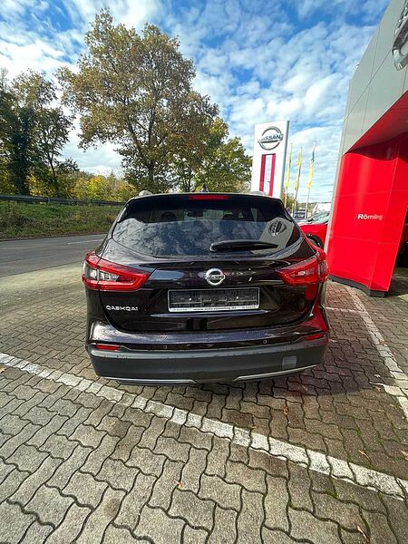 Nissan Qashqai N-Connecta 1,6 DIG-T